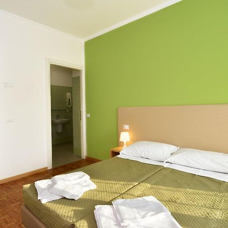 Residenza Emma Apartment Villafranca di Verona Luaran gambar